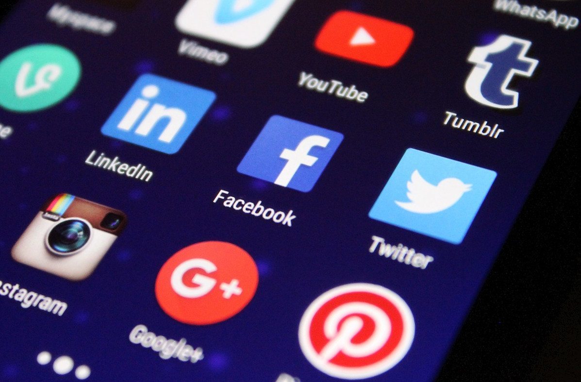 Botones sociales con CSS y SVG